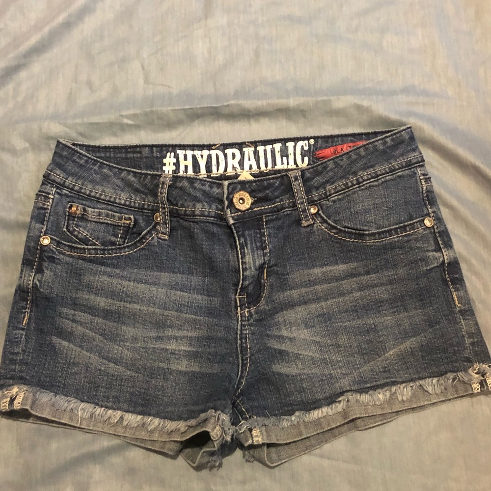 Hydraulic women’s designer shorts size 9/10 great look